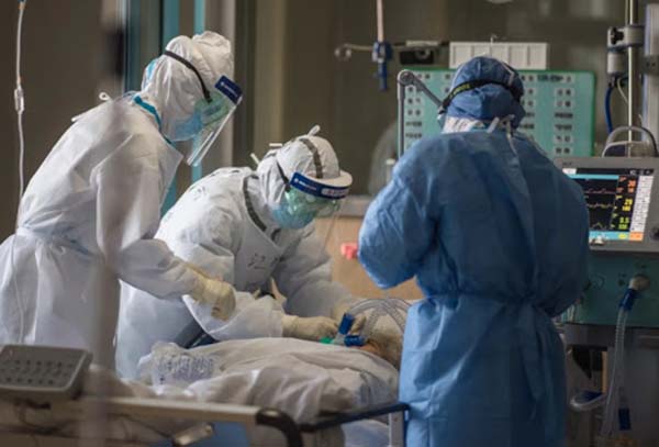 В Рязани 6 человек на аппарате ИВЛ, 3 из них — в тяжелом состоянии