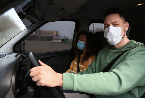 Коронавирус в Рязани – волонтеры ищут заболевших, Правительство просит таксистов мыть машины